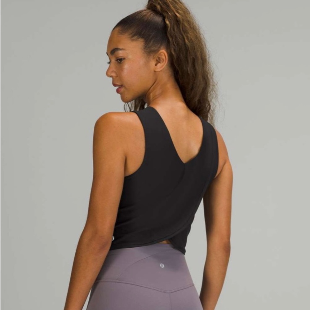 Lululemon Nulu Twist Top
